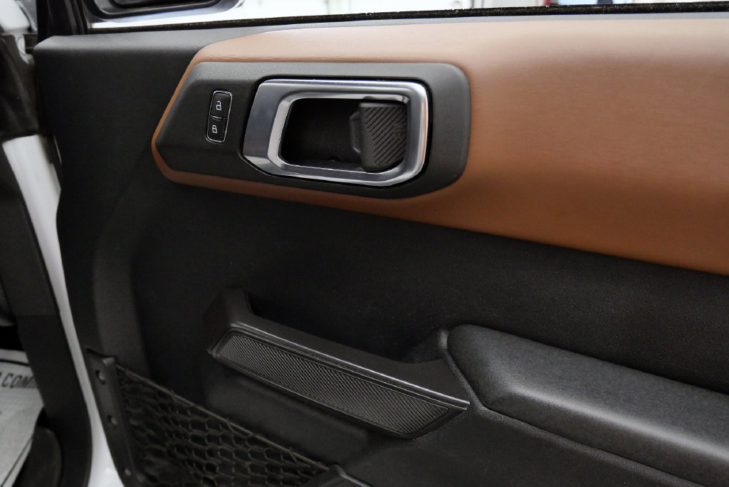 Used 2024 Ford Bronco Outer Banks AWD/4WD image 16