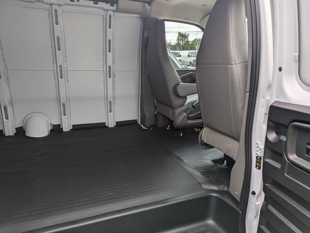 New 2025 Chevrolet Express 2500 Extended w/ Driver Convenience Package image 6