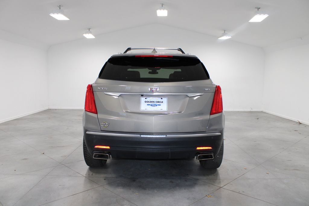 Used 2018 Cadillac XT5 Premium Luxury w/ Driver Assist Package image 8