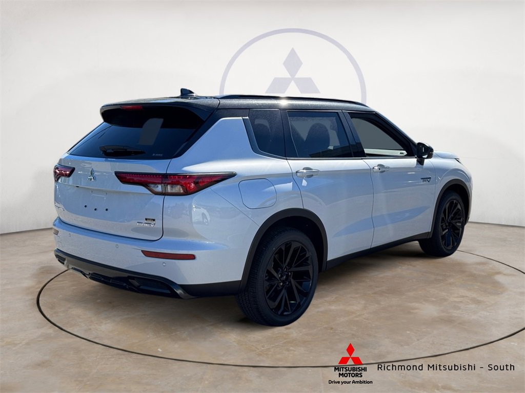 New 2025 Mitsubishi Outlander SEL Black Edition image 3