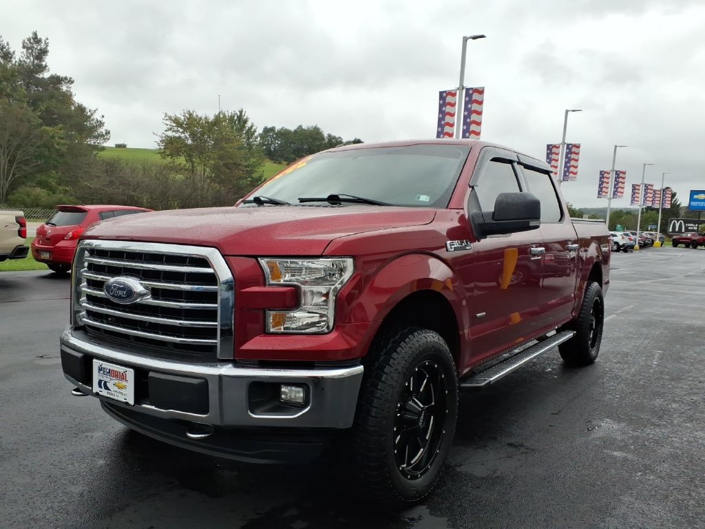 Used 2016 Ford F150 XLT w/ Equipment Group 302A Luxury AWD/4WD image 4