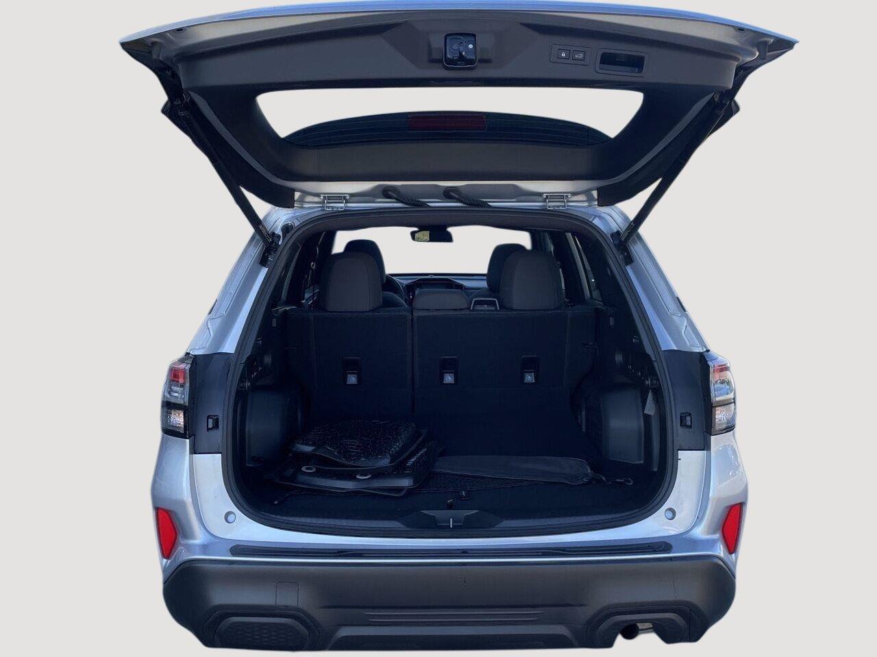 Certified 2025 Subaru Forester Premium AWD/4WD image 7