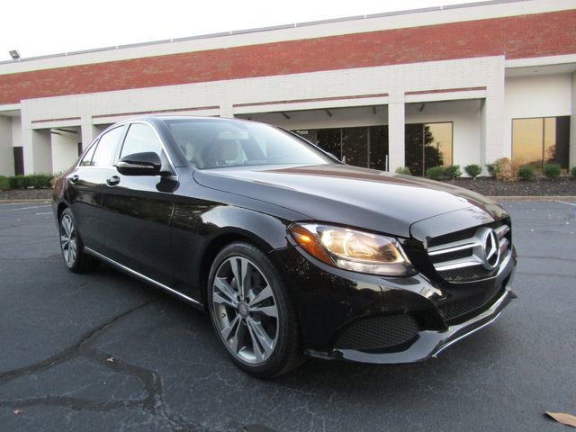 Used 2015 Mercedes-Benz C 300 Sedan image 7