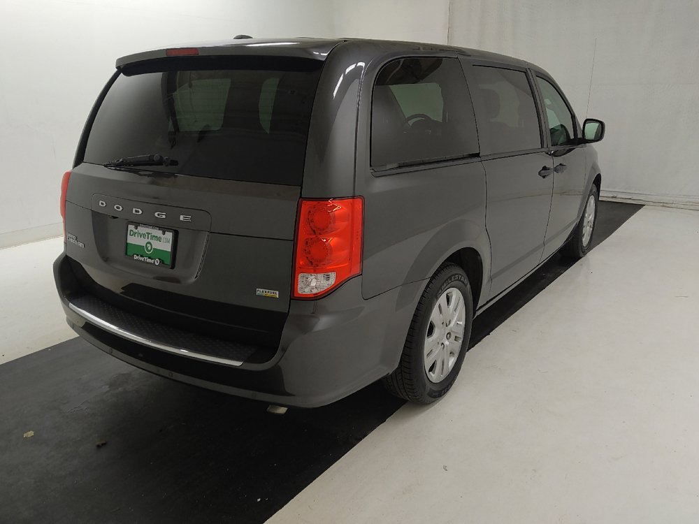 Used 2019 Dodge Grand Caravan SE w/ UConnect Hands-Free Group FWD image 9