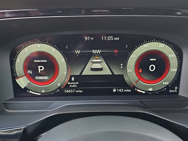 Used 2025 Nissan Pathfinder Platinum FWD image 21