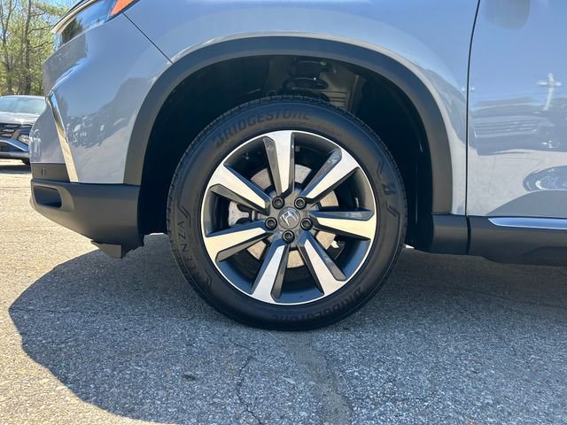 Used 2025 Honda Pilot Touring image 10