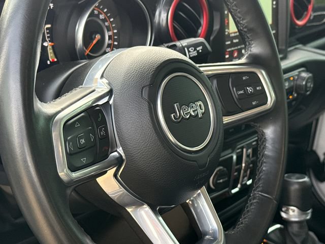 Used 2022 Jeep Wrangler Unlimited Sahara AWD/4WD image 29