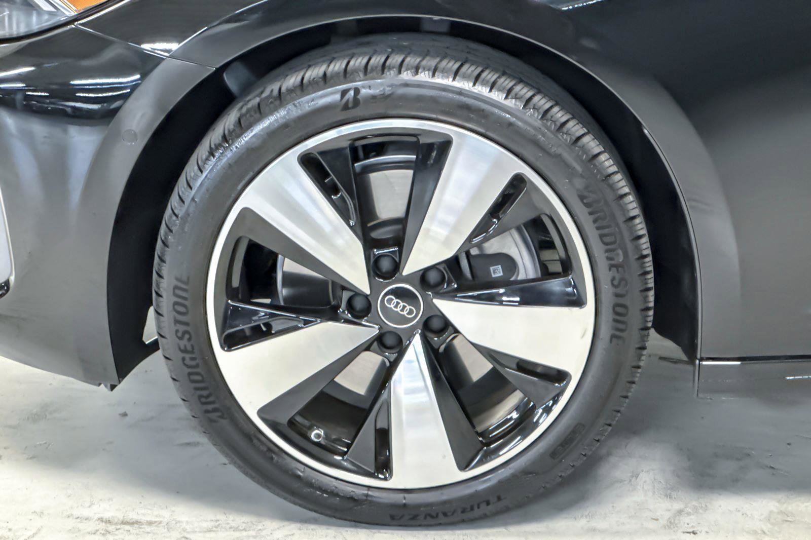 Certified 2025 Audi A5 2.0T Premium Plus w/ Premium Plus image 25