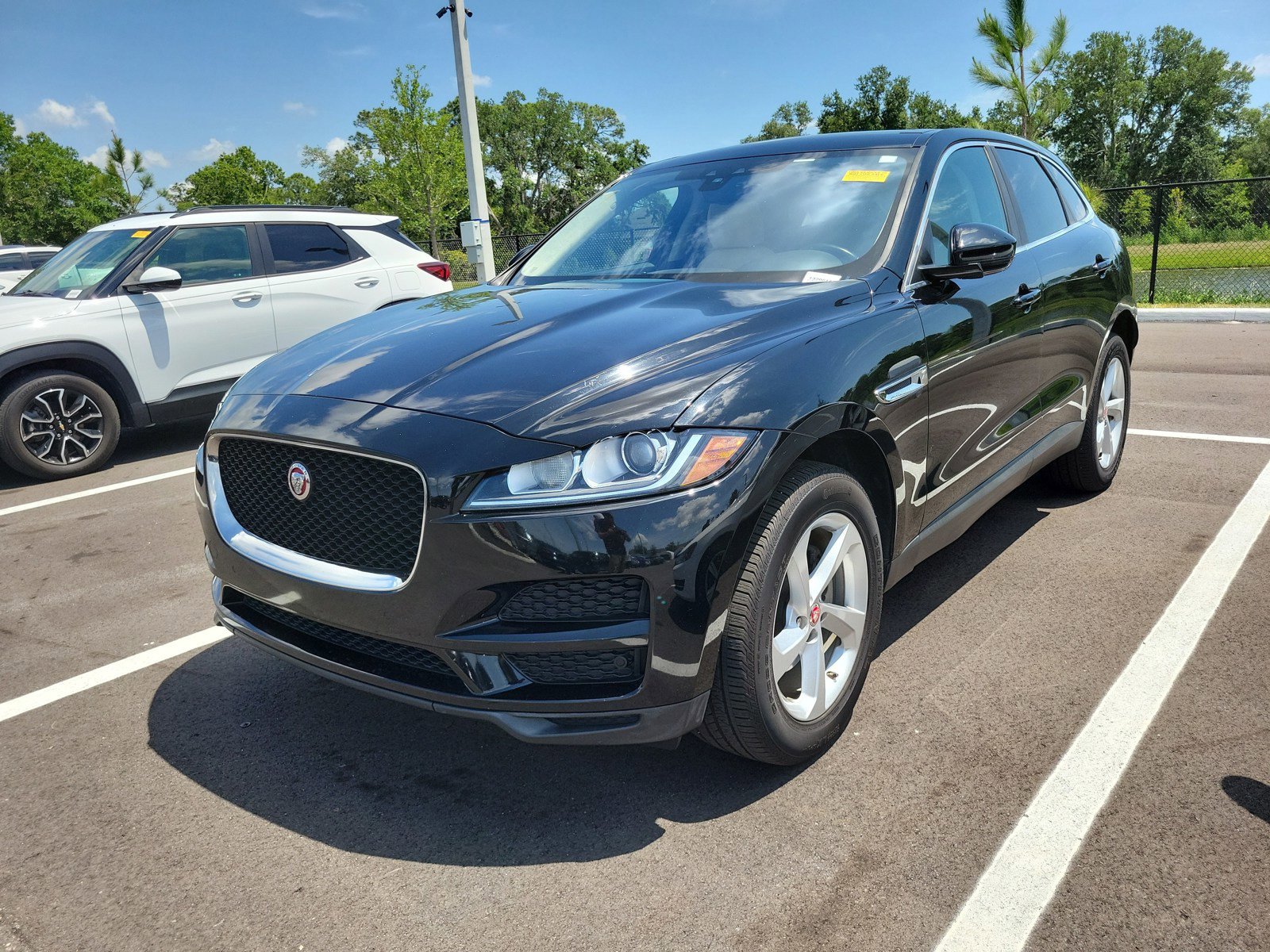 Used 2020 Jaguar F-PACE Premium AWD/4WD image 4