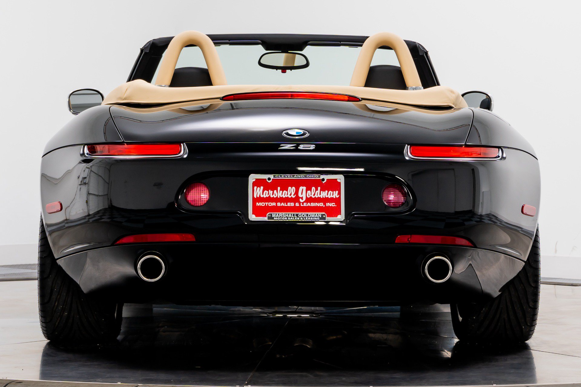 Used 2001 BMW Z8 RWD image 8