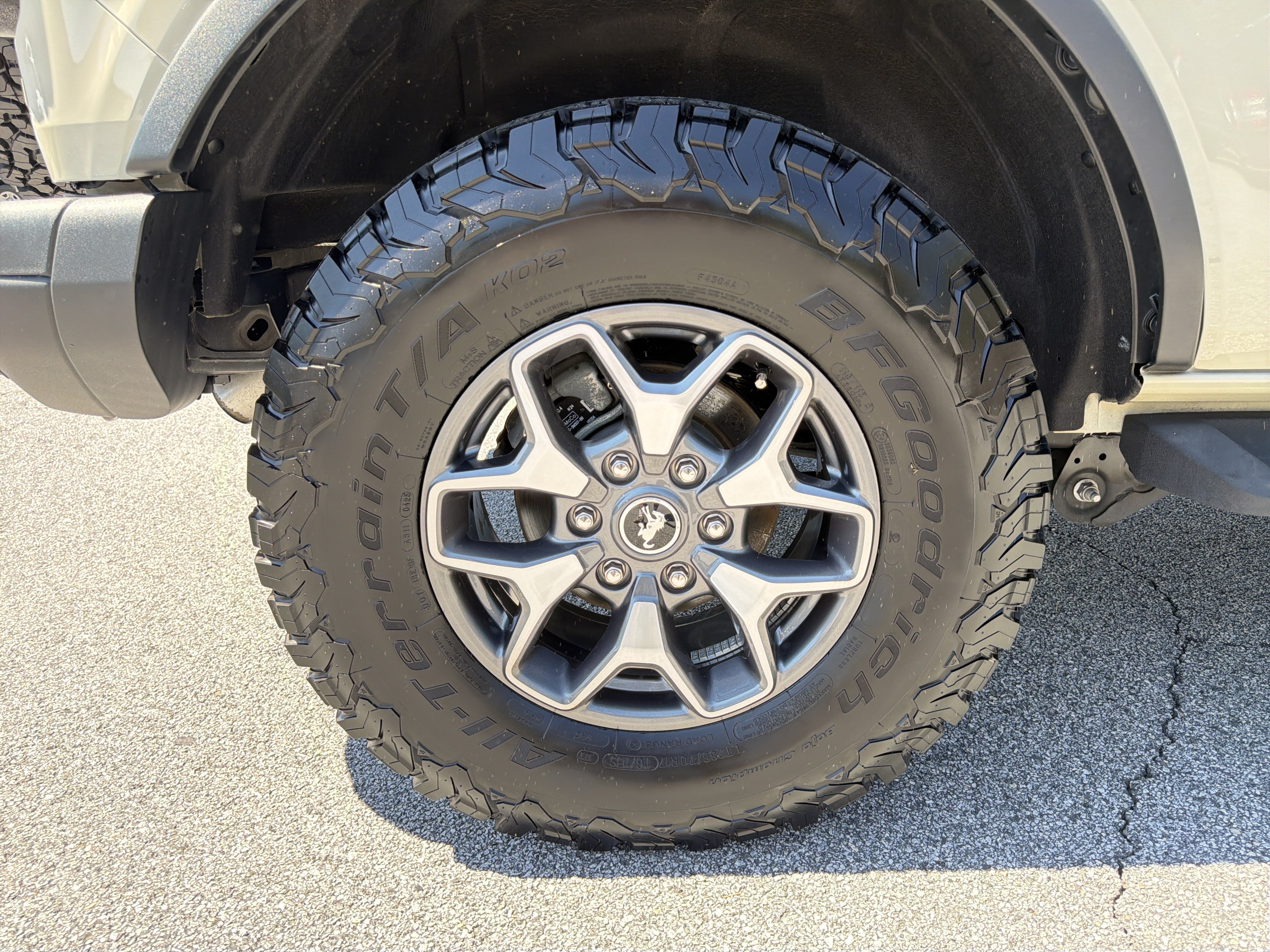Used 2025 Ford Bronco Badlands AWD/4WD image 21