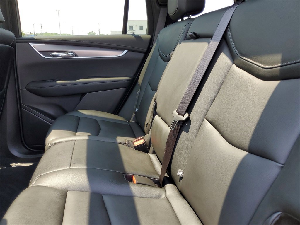 Certified 2023 Cadillac XT6 Luxury image 12