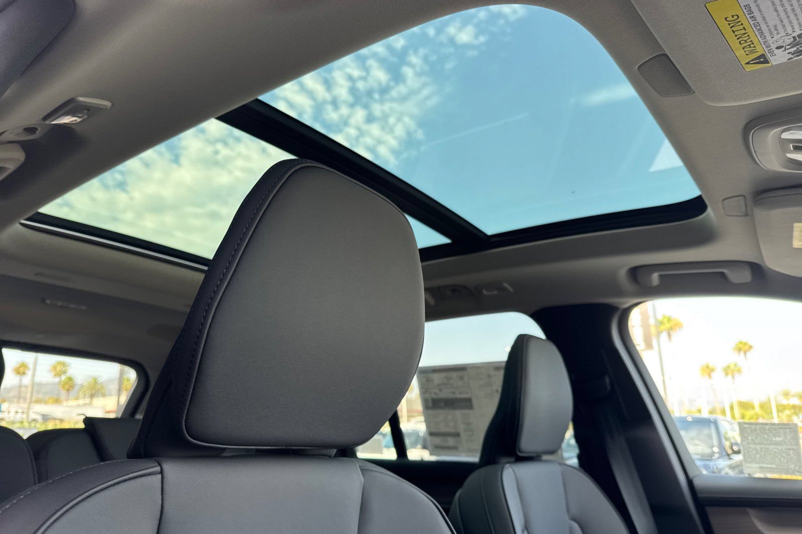 New 2026 Volvo XC90 T8 Plus w/ Protection Package AWD/4WD image 19