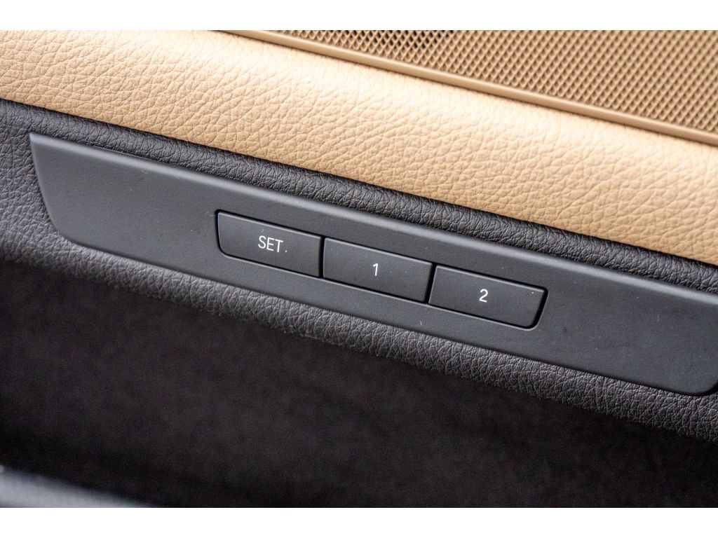 Used 2016 BMW 528i xDrive 528i xDrive image 25