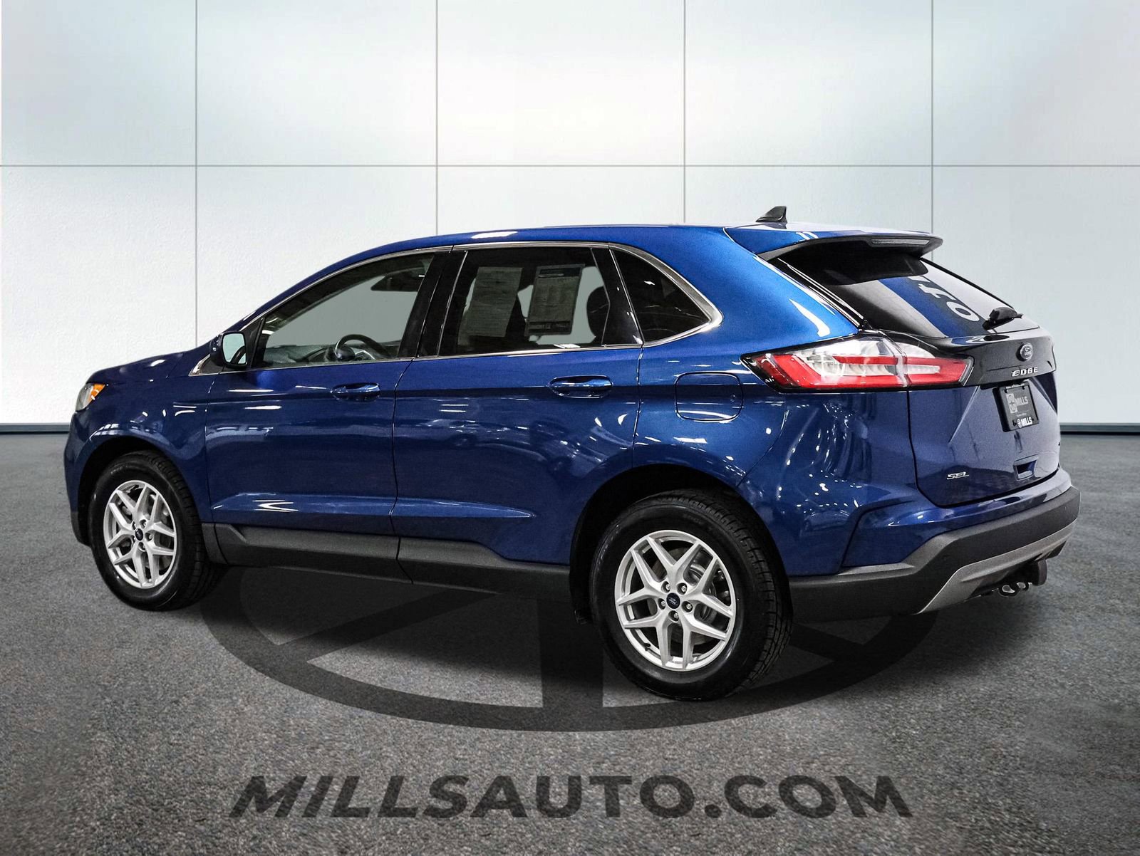 Certified 2022 Ford Edge SEL w/ Convenience Package image 4