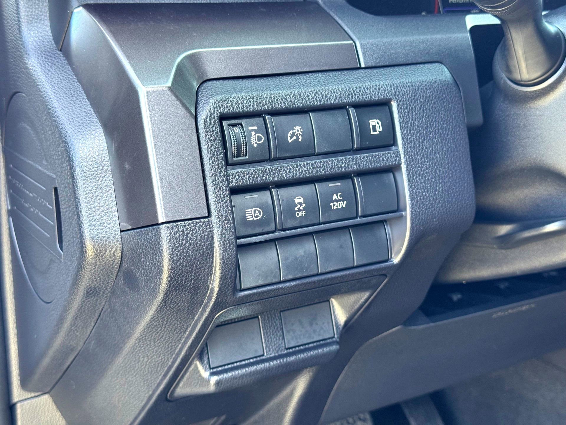 Used 2025 Toyota 4Runner TRD Off-Road image 16