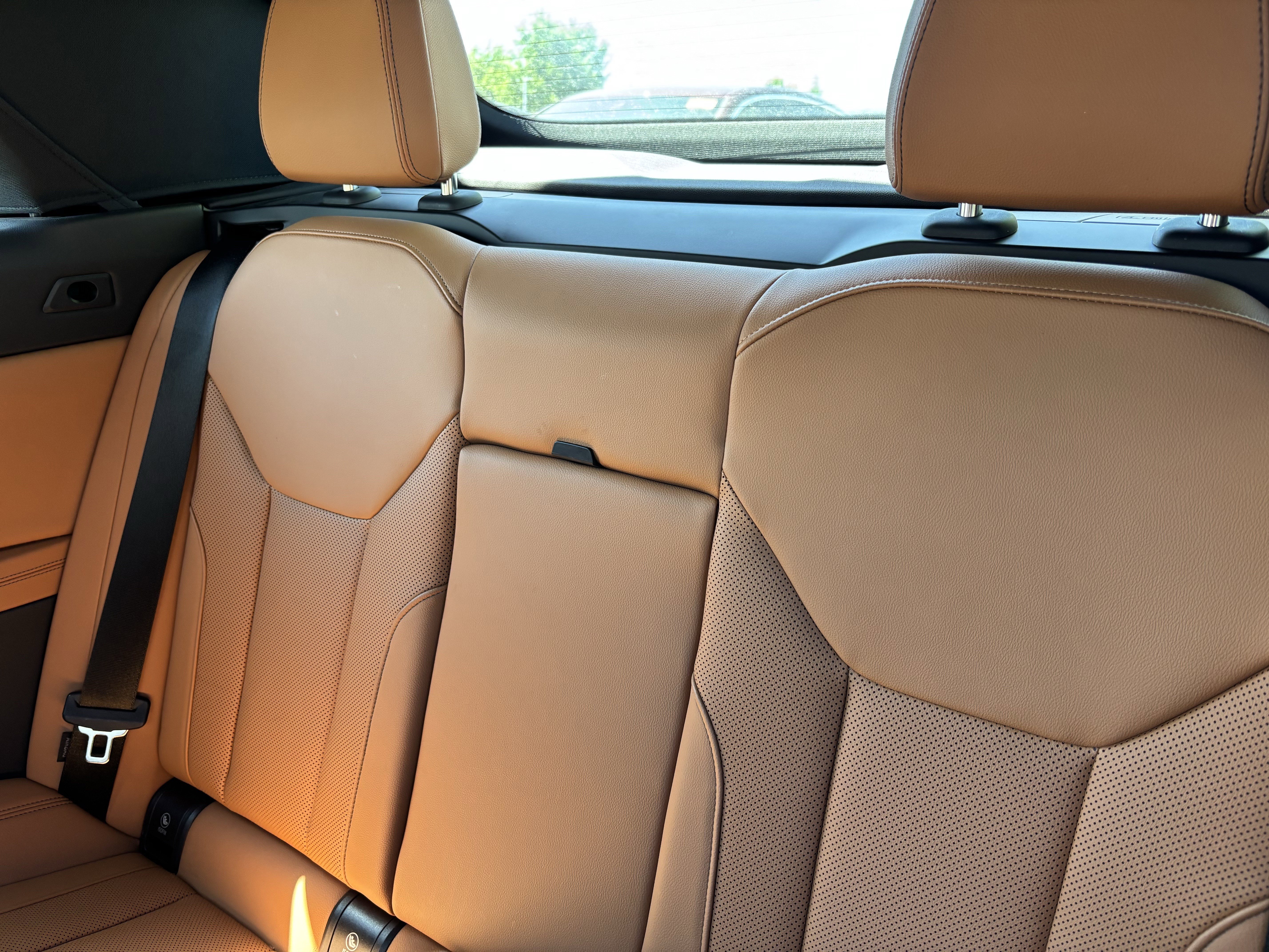 Used 2025 BMW 430i Convertible image 32