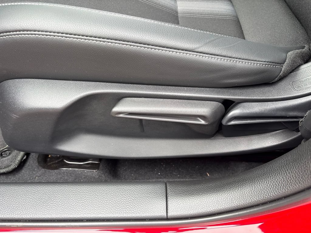 Used 2025 Honda Civic Sport image 18