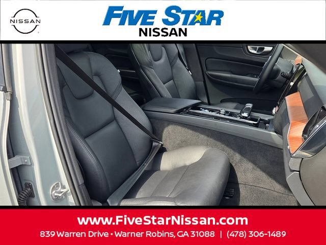 Used 2024 Volvo XC60 B5 Plus w/ Protection Package Premier AWD/4WD image 18