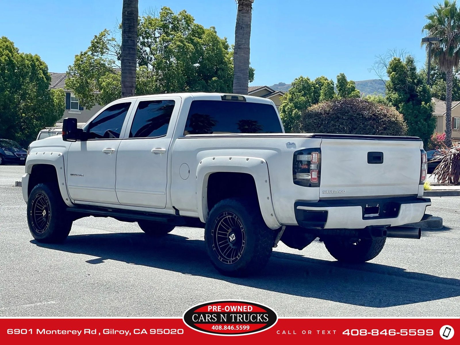 Used 2018 Chevrolet Silverado 2500 LT w/ Z71 Package, Off-Road image 6