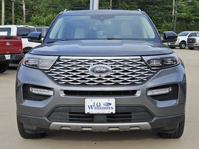 Used 2022 Ford Explorer Platinum w/ Equipment Group 601A AWD/4WD image 2