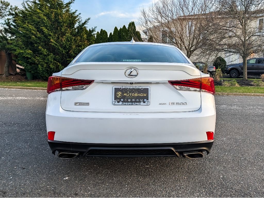Used 2019 Lexus IS 300 F Sport w/ F Sport Package image 6