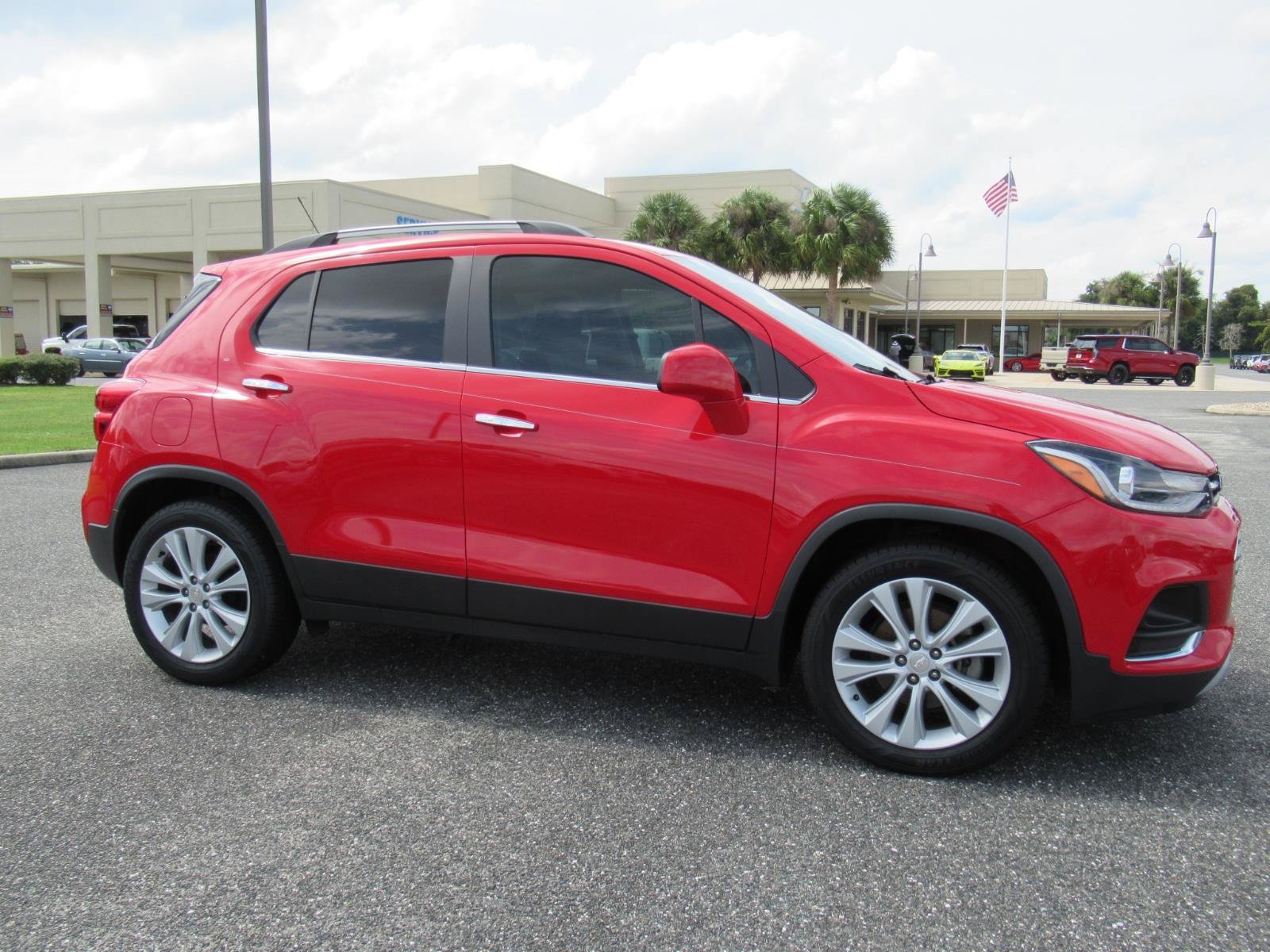 Certified 2018 Chevrolet Trax Premier FWD image 2