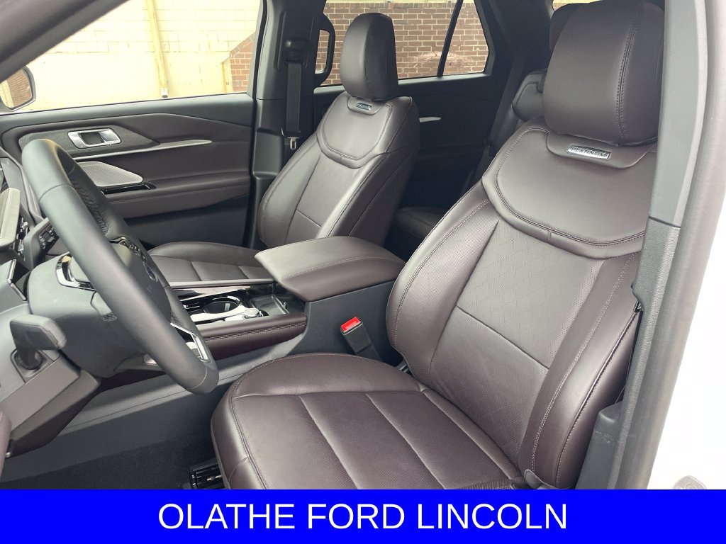 New 2026 Ford Explorer Platinum AWD/4WD image 9
