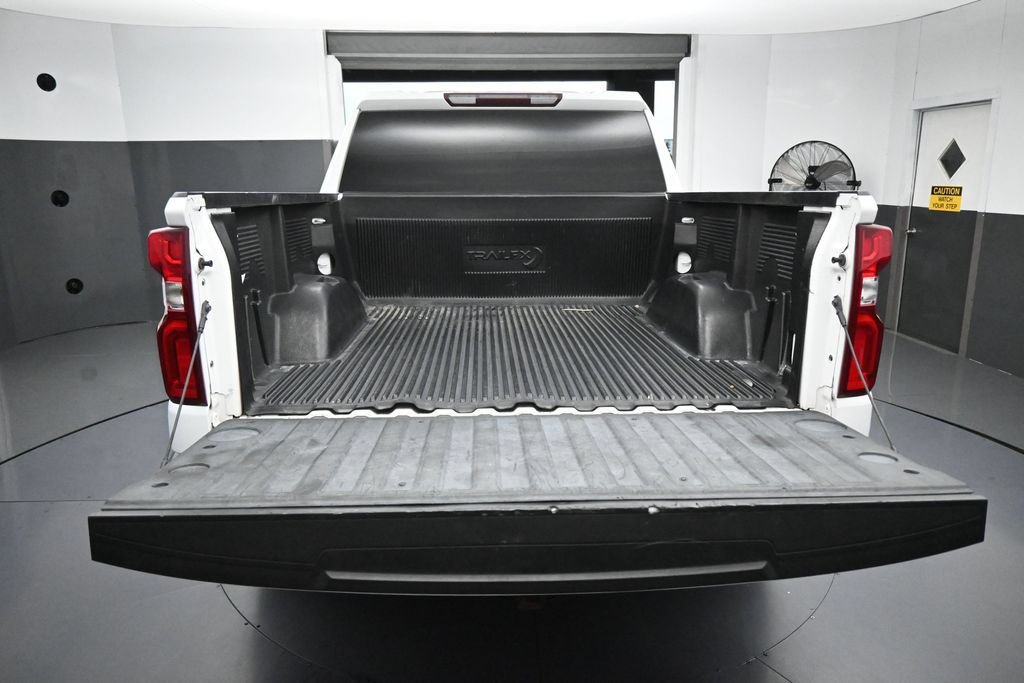 Used 2022 Chevrolet Silverado 1500 Custom RWD image 33