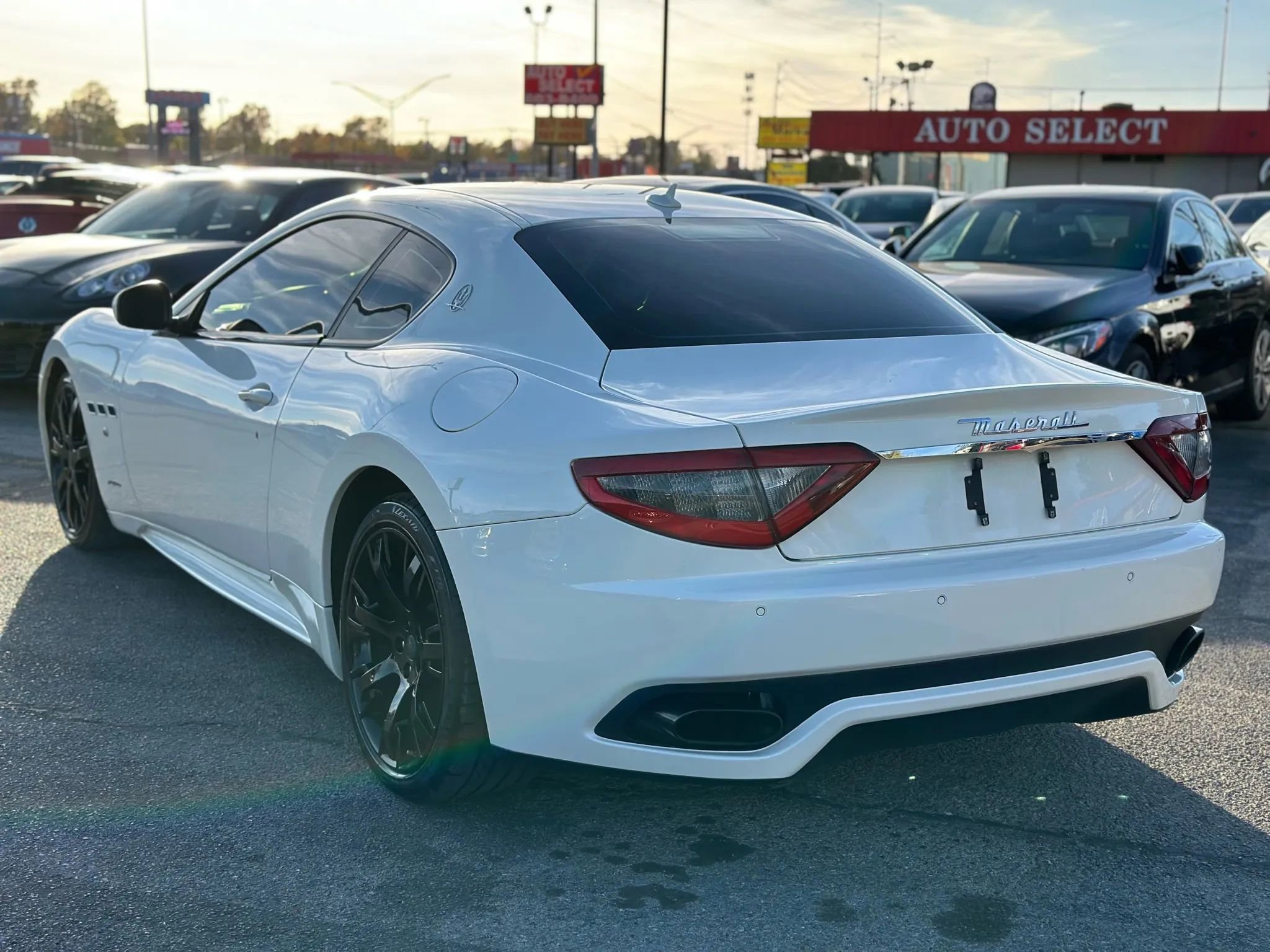Used 2014 Maserati GranTurismo Sport image 7