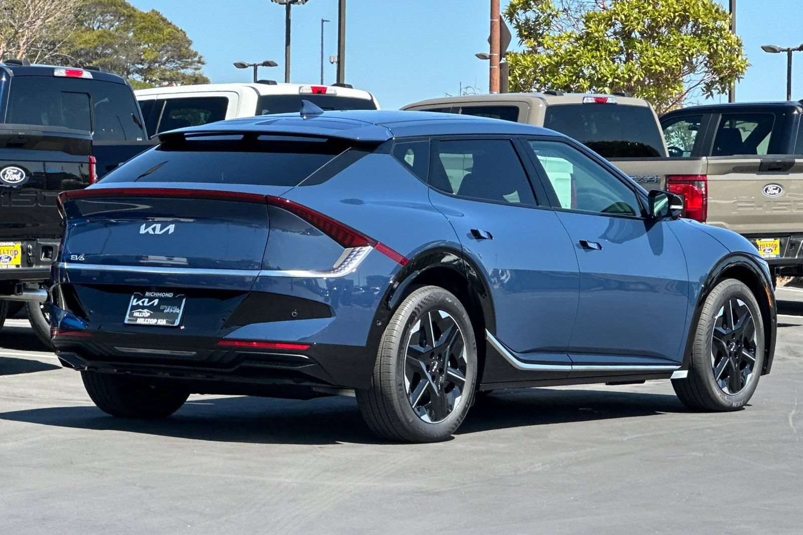 New 2026 Kia EV6 Wind RWD image 4