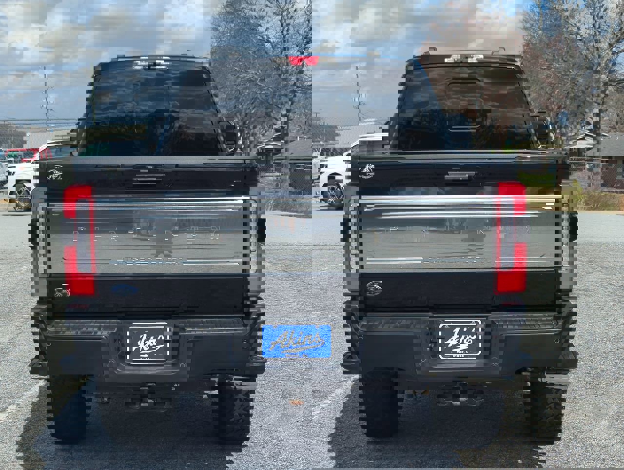 Used 2024 Ford F350 Platinum image 4