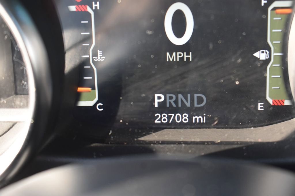 Used 2021 Jeep Wrangler Unlimited Sahara AWD/4WD image 28