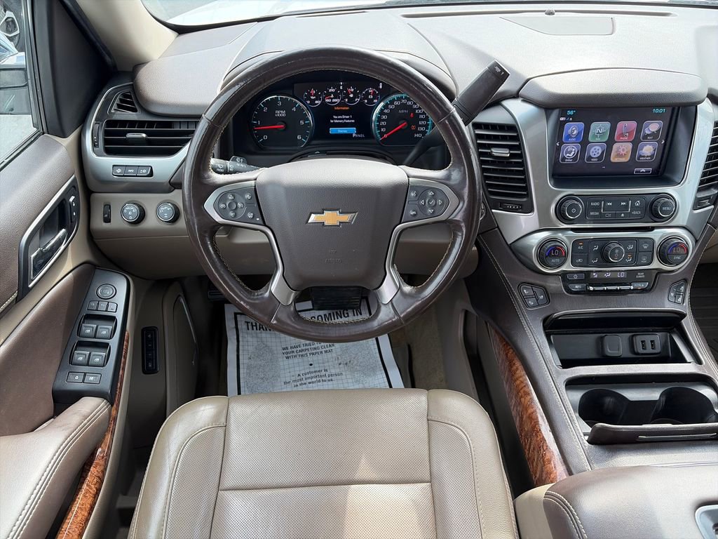 Used 2018 Chevrolet Suburban Premier AWD/4WD image 15