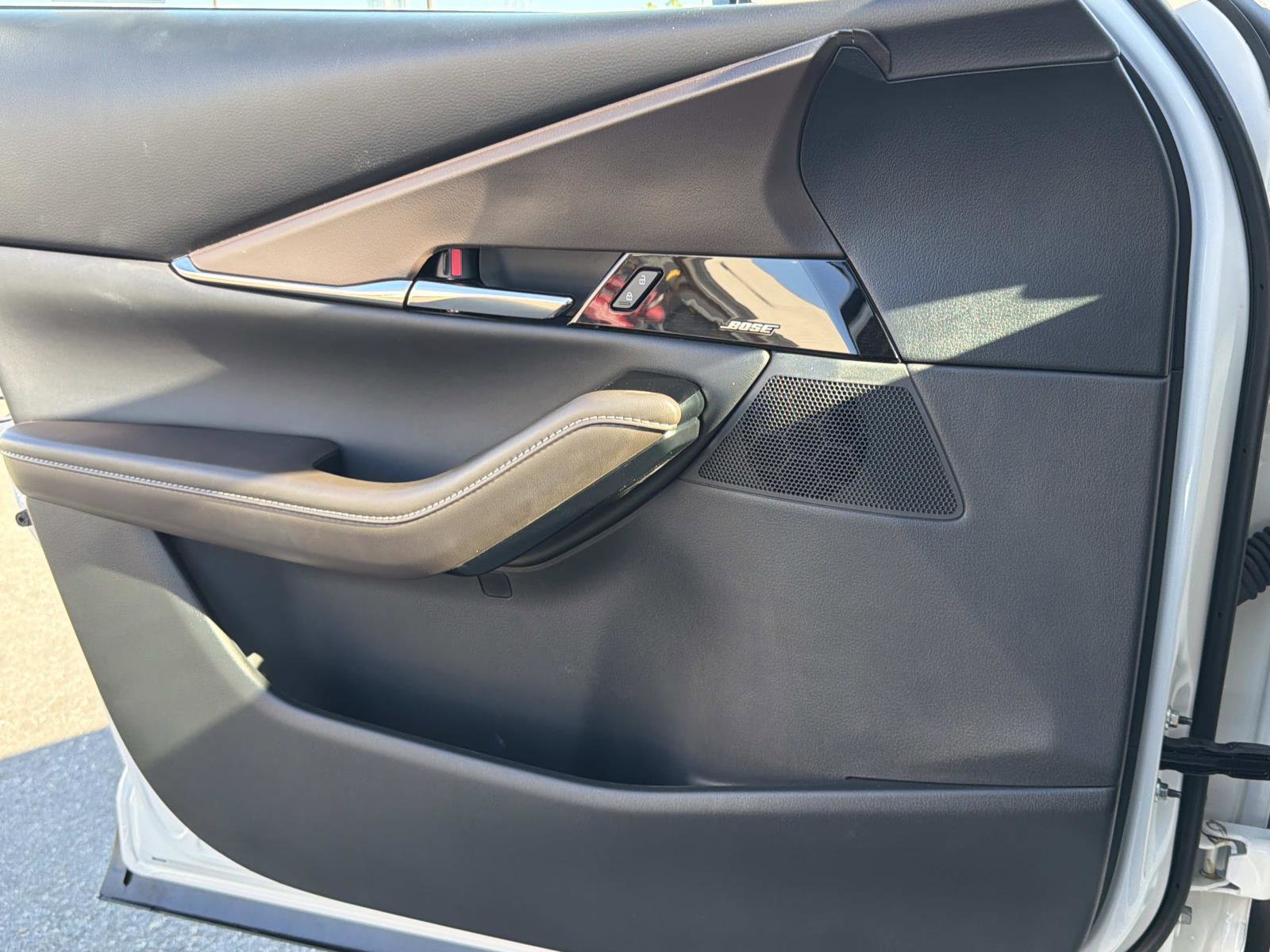 Used 2025 MAZDA CX-30 AWD 2.5 S w/ Premium Package image 18