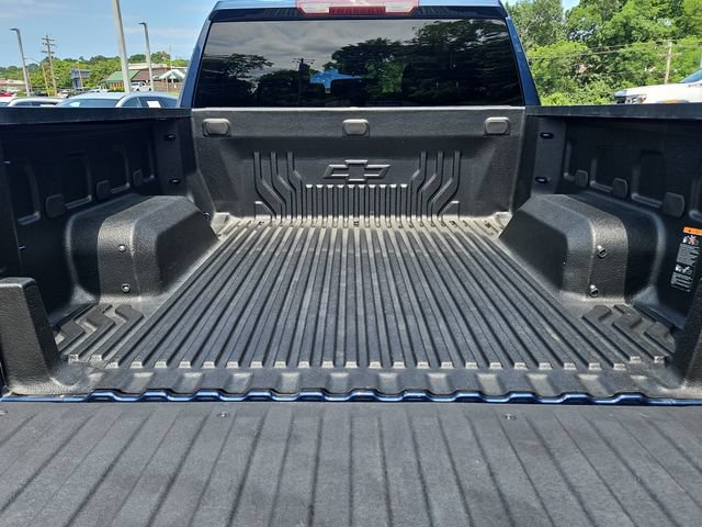 Used 2023 Chevrolet Silverado 1500 LT Trail Boss AWD/4WD image 6