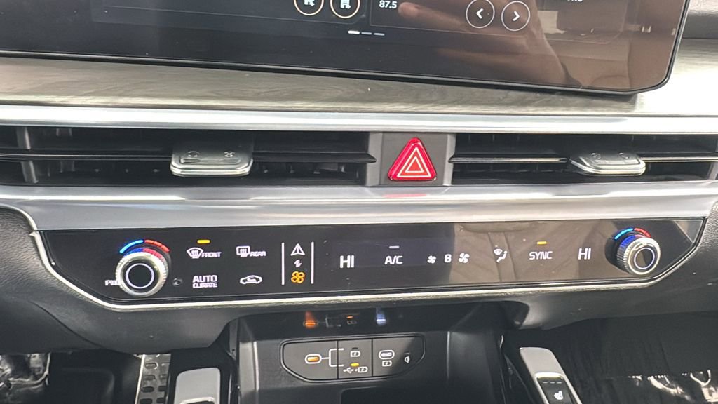 New 2026 Kia Sorento SX Prestige image 28