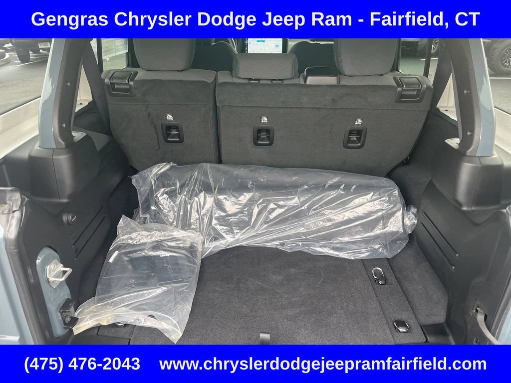 Certified 2025 Jeep Wrangler Unlimited Sahara w/ Safety Group AWD/4WD image 26