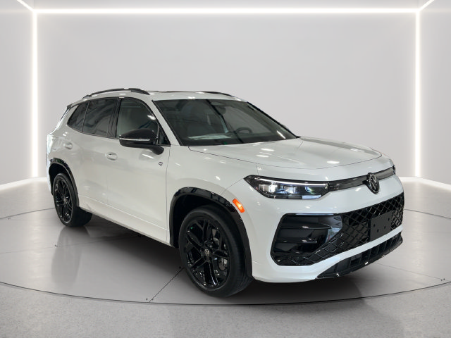 New 2026 Volkswagen Tiguan SE R-Line AWD/4WD image 8