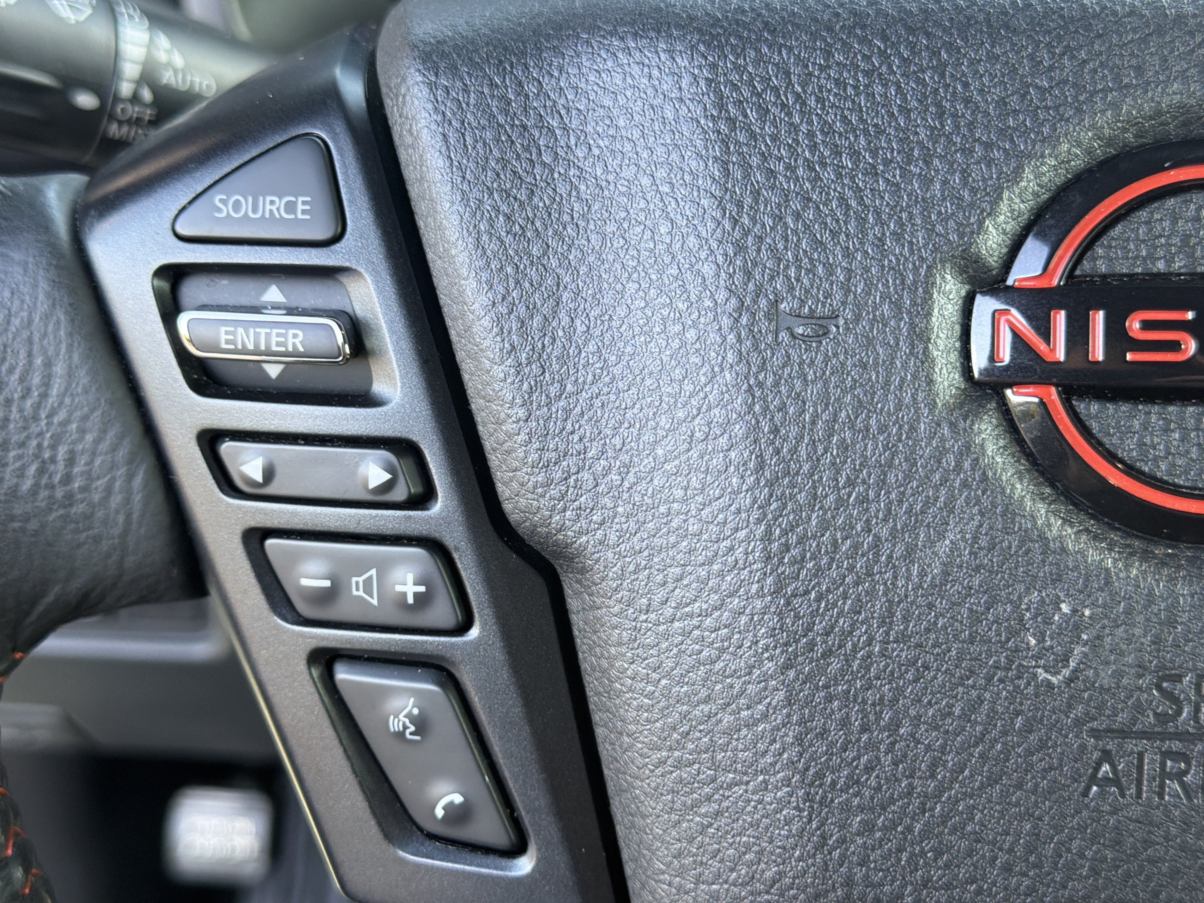 Used 2023 Nissan Titan PRO-4X w/ Pro-4x Utility Package AWD/4WD image 30
