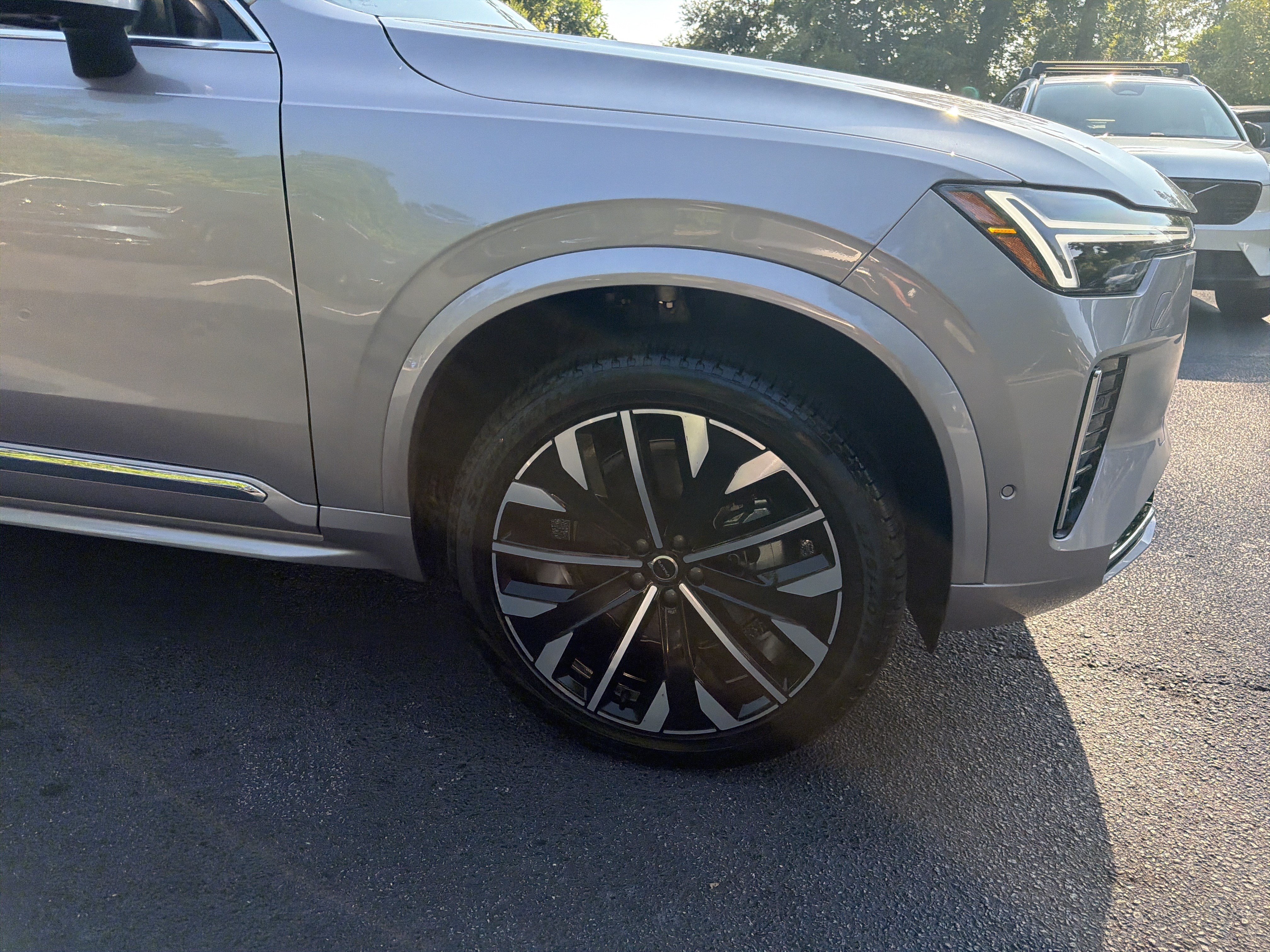 Certified 2026 Volvo XC90 B5 Ultra AWD/4WD image 13