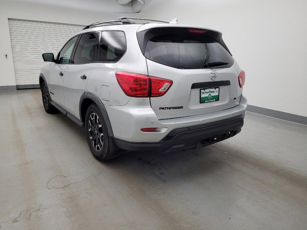 Used 2020 Nissan Pathfinder SL FWD image 5