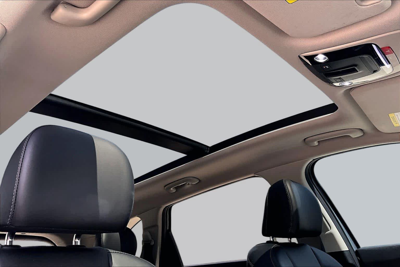 Certified 2023 Kia Sorento SX AWD/4WD image 12