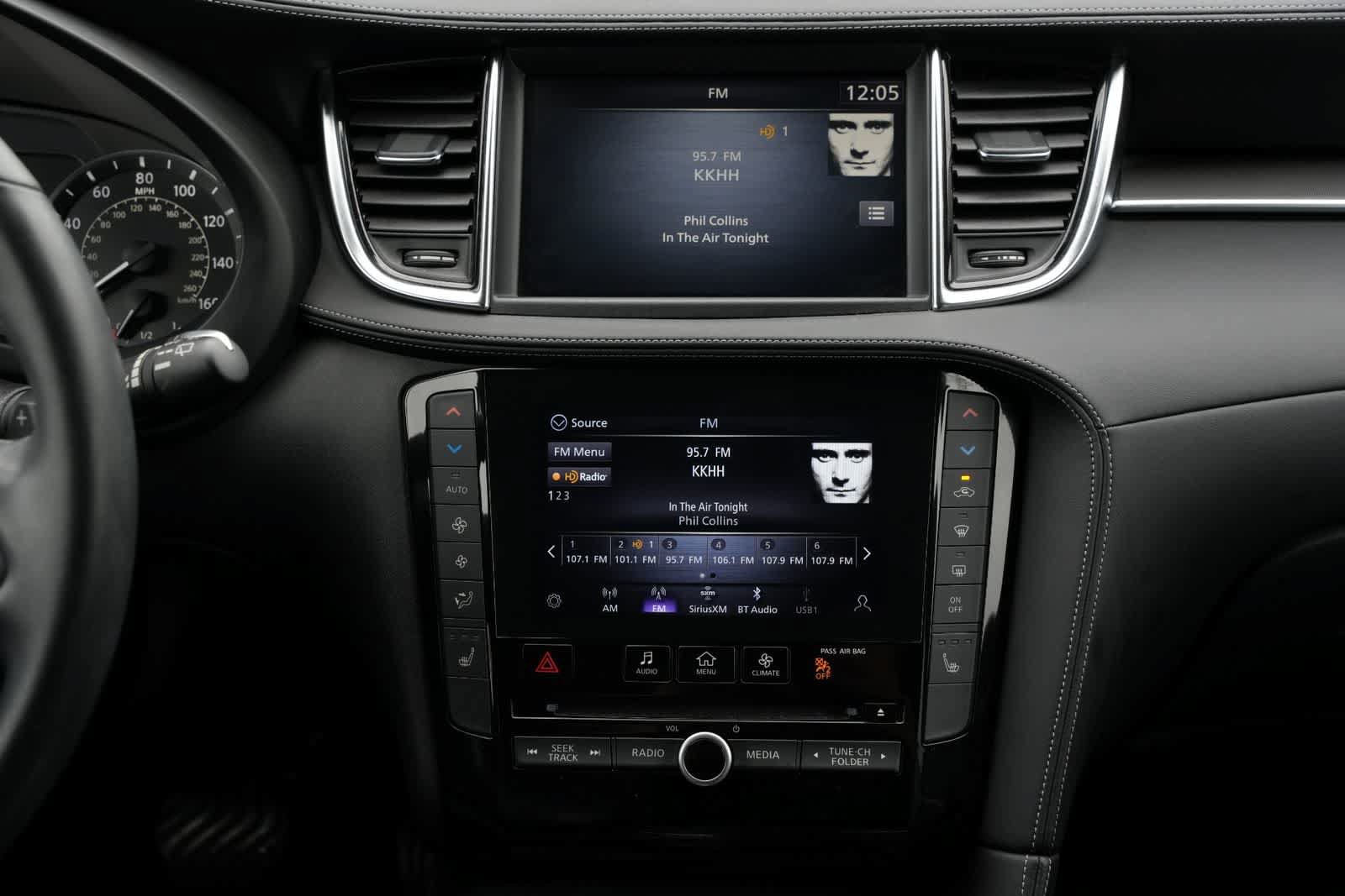Certified 2023 INFINITI QX50 Luxe AWD/4WD image 13