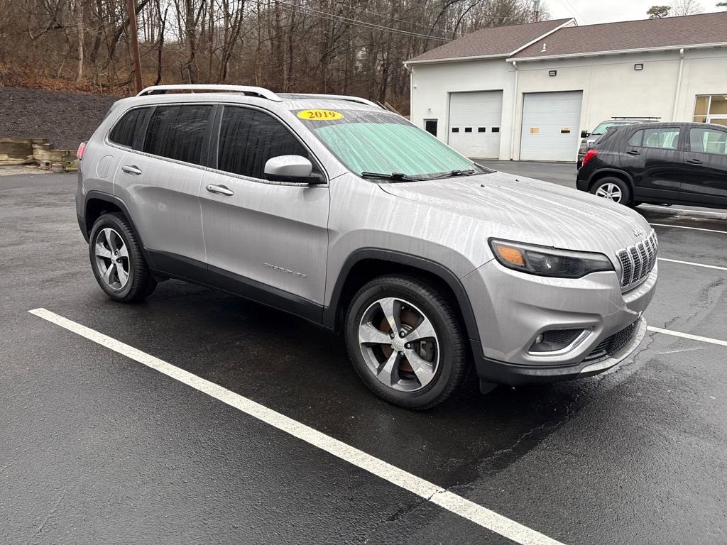 Used 2019 Jeep Cherokee Limited image 7