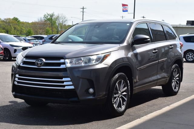 Used 2018 Toyota Highlander XLE w/ Protection Package #3 AWD/4WD image 15
