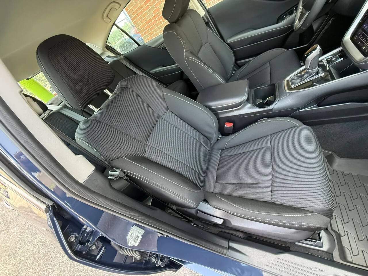 Used 2025 Subaru Legacy Premium AWD/4WD image 17