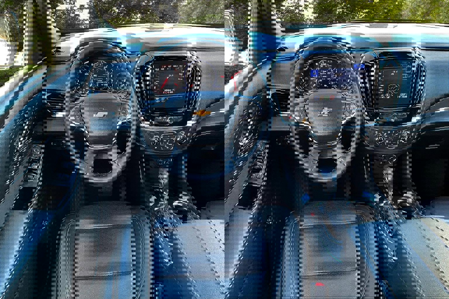 Used 2023 Chevrolet Traverse High Country image 8