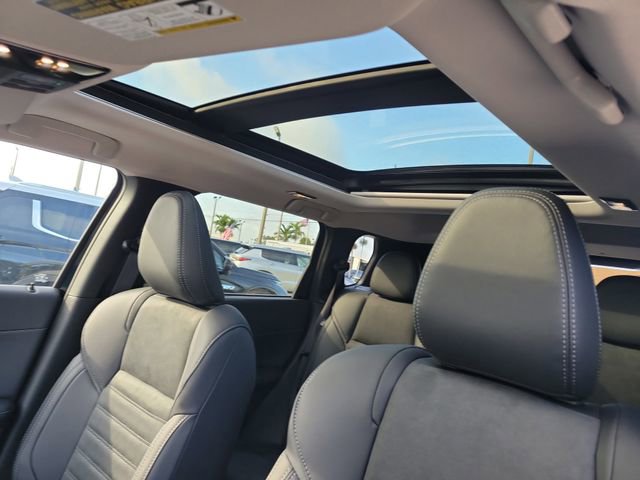 New 2026 Mitsubishi Outlander SE FWD image 16