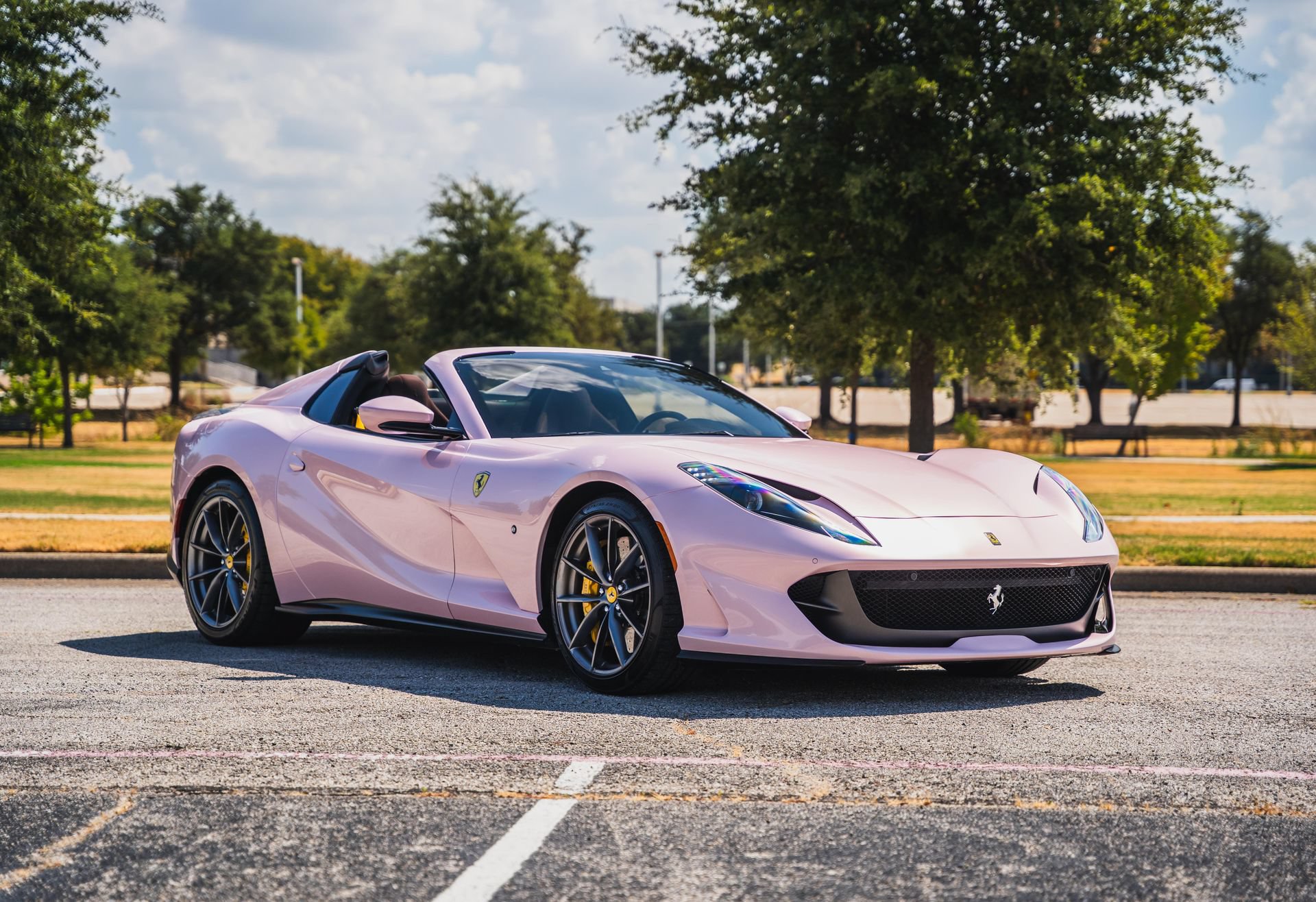 Used 2021 Ferrari 812 GTS RWD image 26